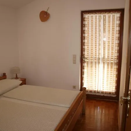 Appartement Pedinka I Vir
